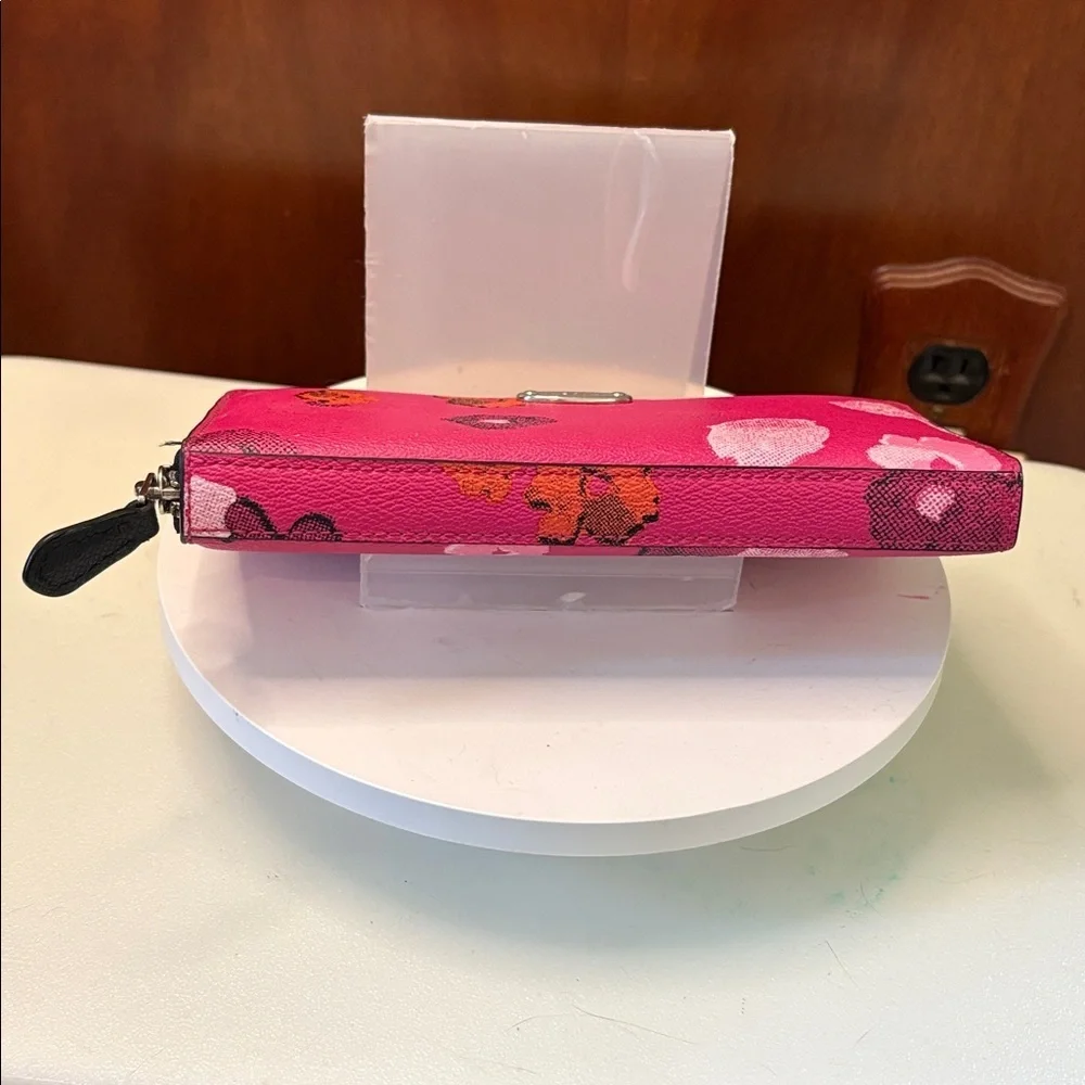 Coach long wallet  Zip-Around Wallet hot pink floral/white black orange coated c